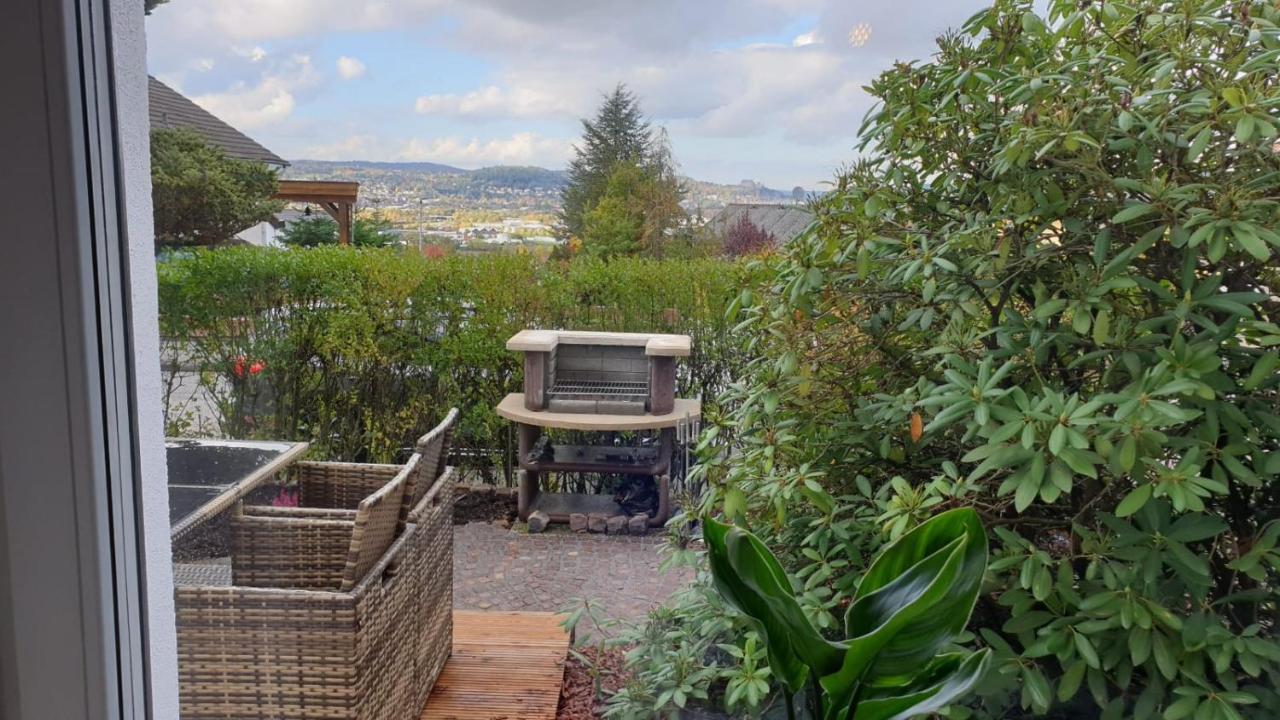 Haus Edda - Ferienwohnungen Mit Garten Und Schlossblick Marburg Esterno foto